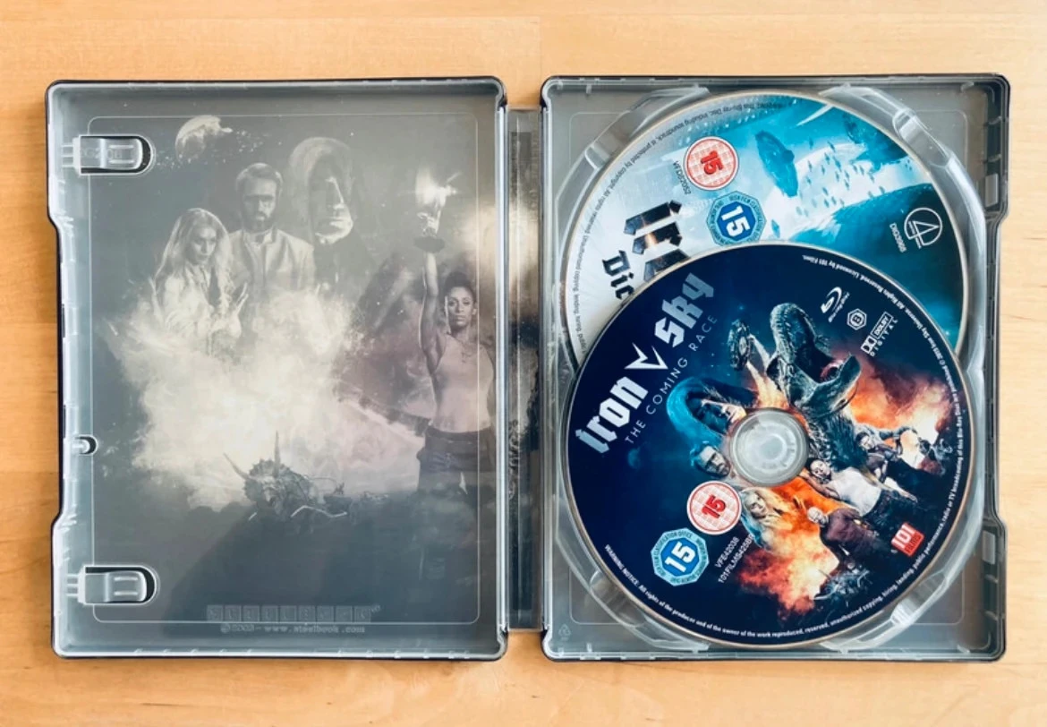 Steelbook 2 Blu-ray Iron Sky The coming race import US. – photo 2